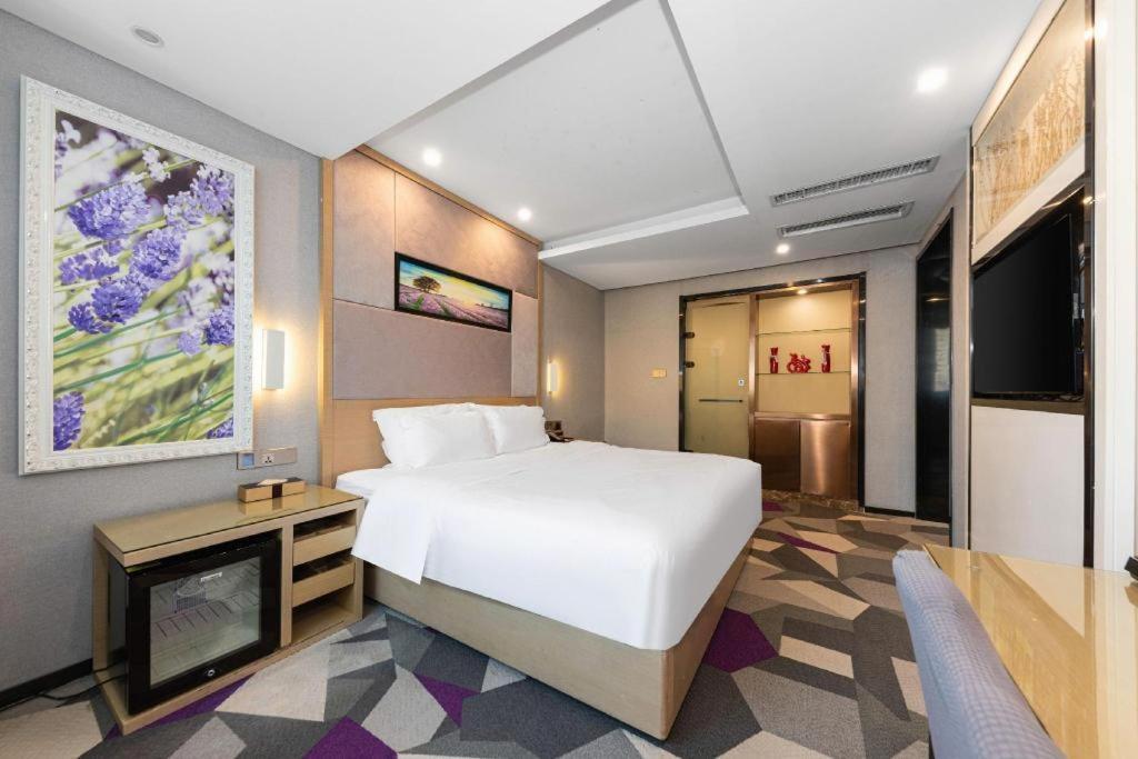 Lavande Hotel Nanchang Ai XI Hu Subway East Station Branch מראה חיצוני תמונה