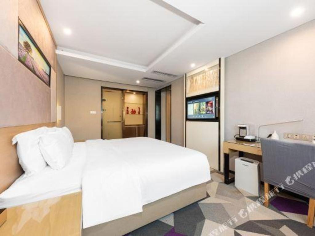 Lavande Hotel Nanchang Ai XI Hu Subway East Station Branch מראה חיצוני תמונה