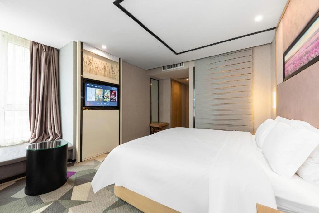 Lavande Hotel Nanchang Ai XI Hu Subway East Station Branch מראה חיצוני תמונה