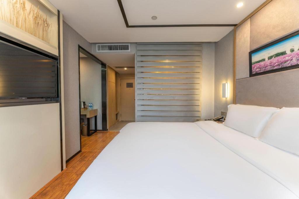 Lavande Hotel Nanchang Ai XI Hu Subway East Station Branch מראה חיצוני תמונה