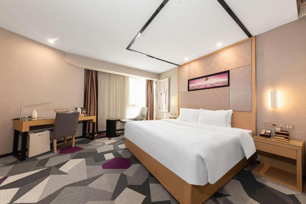 Lavande Hotel Nanchang Ai XI Hu Subway East Station Branch מראה חיצוני תמונה