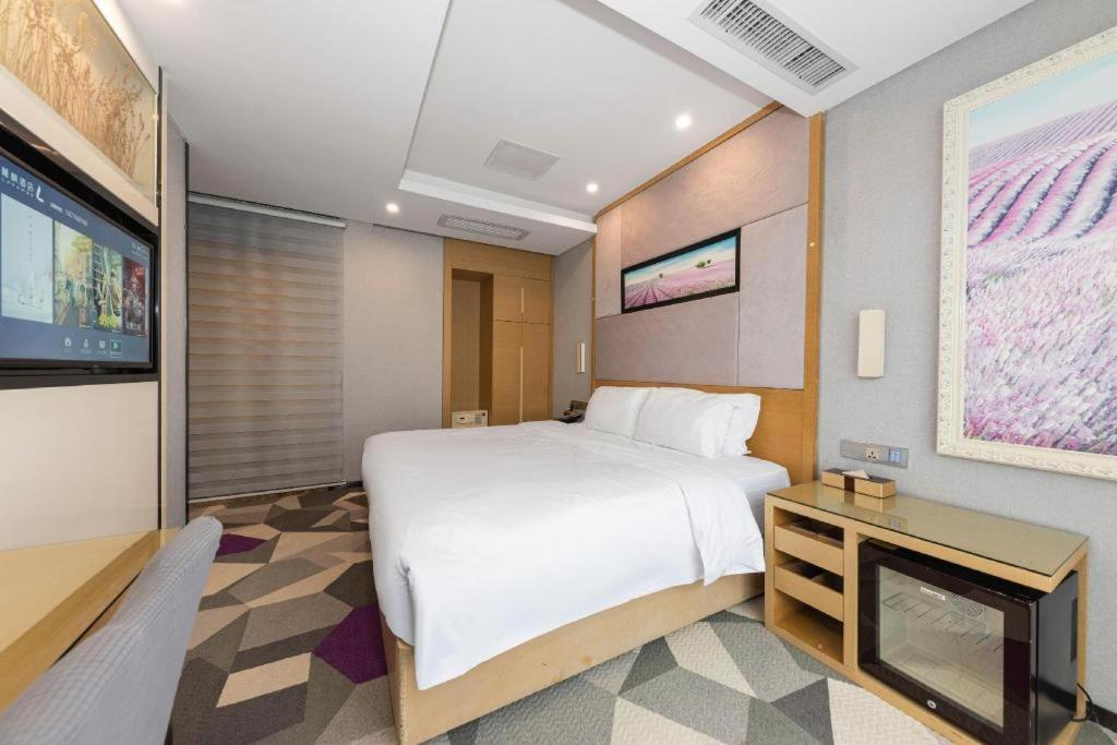 Lavande Hotel Nanchang Ai XI Hu Subway East Station Branch מראה חיצוני תמונה
