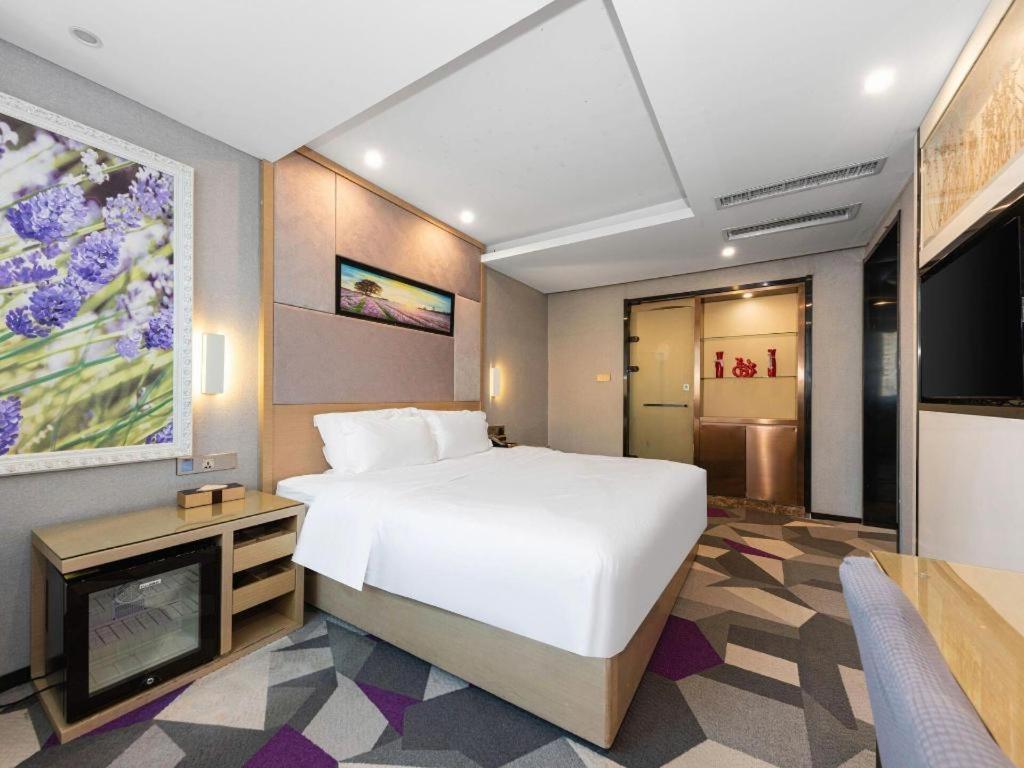 Lavande Hotel Nanchang Ai XI Hu Subway East Station Branch מראה חיצוני תמונה